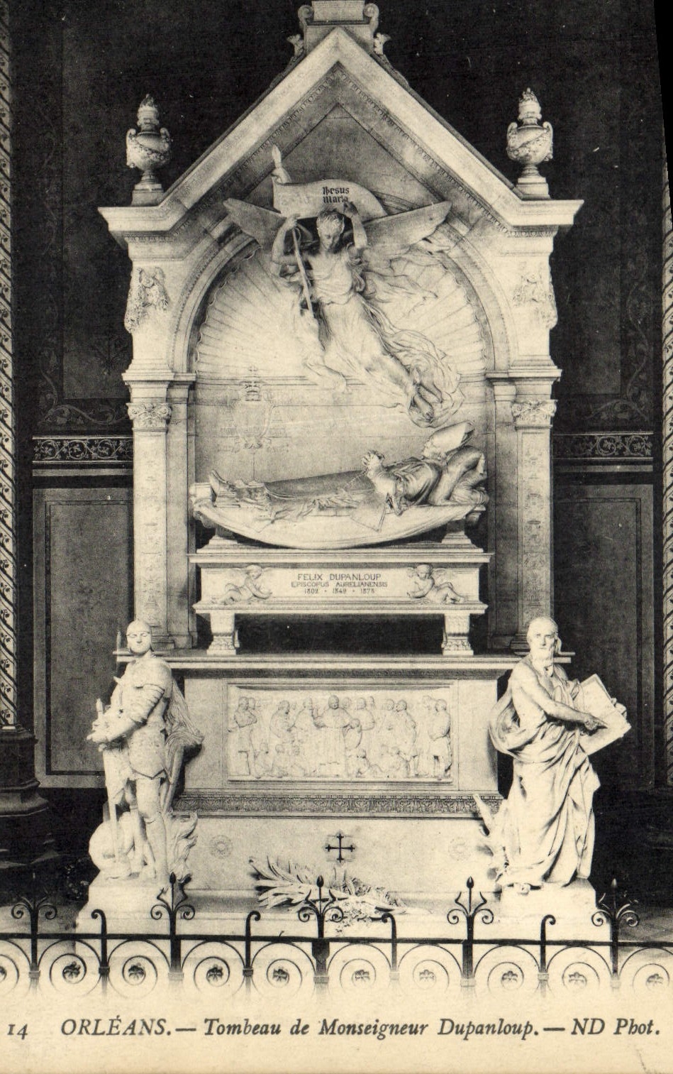 CPA Orleans Tombeau de Monseigneur Dupanloup