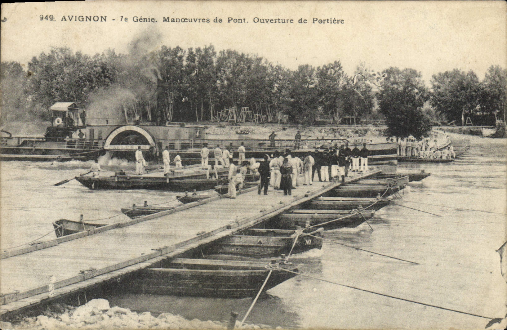 CPA Militaria Avignon 7eme Genie Manoeuvres de pont Ouverture de portiere