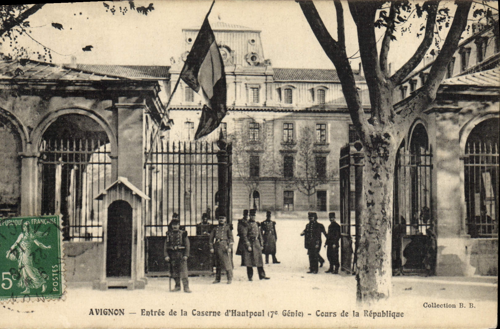 Vintage Postcard Militaria Avignon Entered of the Barracks of Hautpoul 7th Genius Course of the Republic