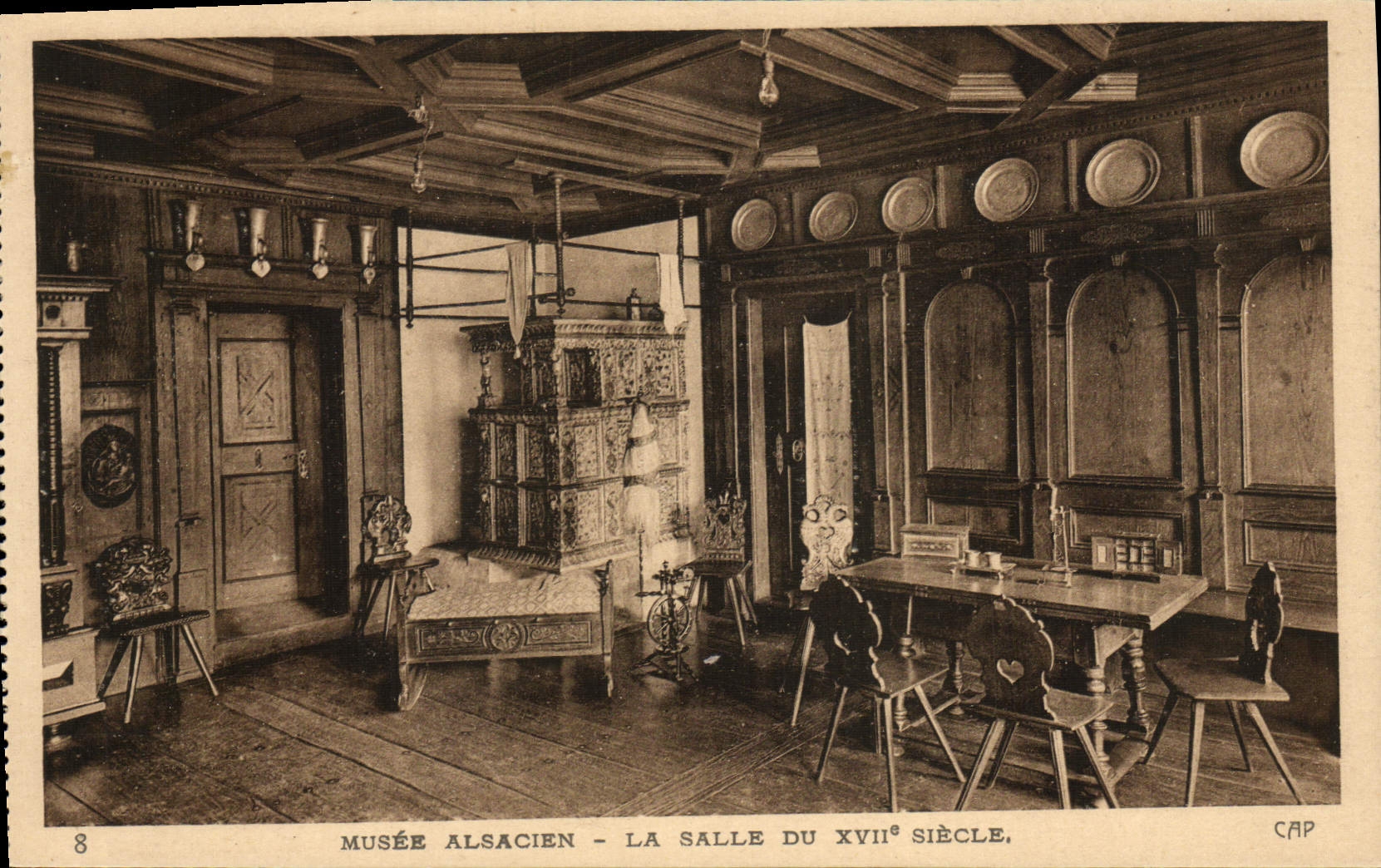 CPA Folklore Alsace Musee alsacien La salle du 17eme