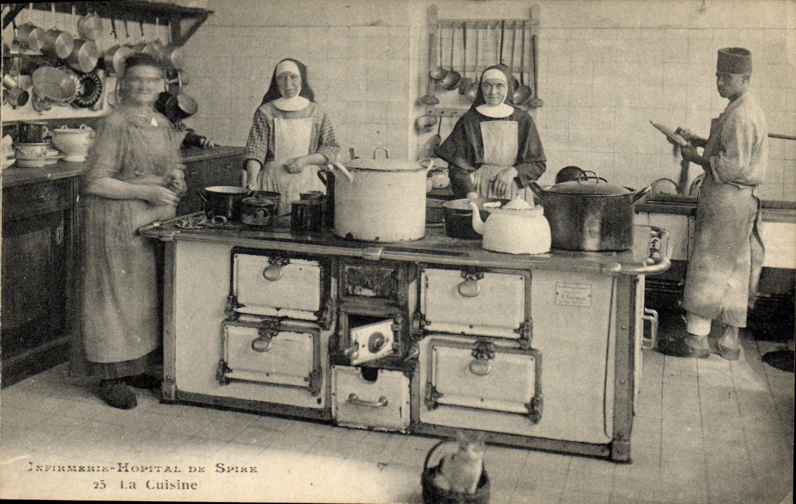 Postal Enfermería Hospital de Espira la cocina CUMBRE