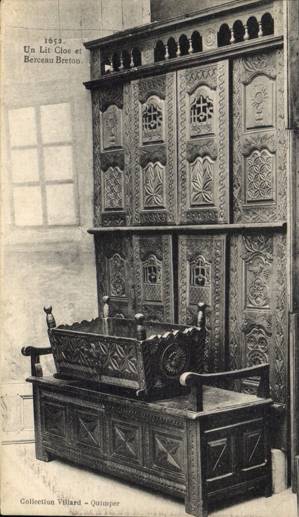 Postal una cama cerrada y cuna bretona