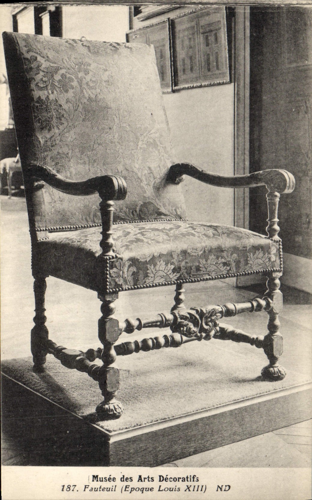 CPA Musee des Arts Decoratifs Fauteuil Louis XIII