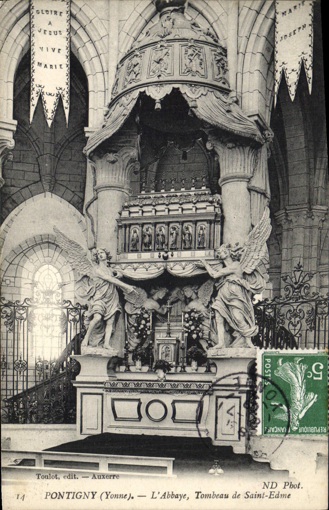 Postal Pontigny la Abadía Tumba de Santo Edme