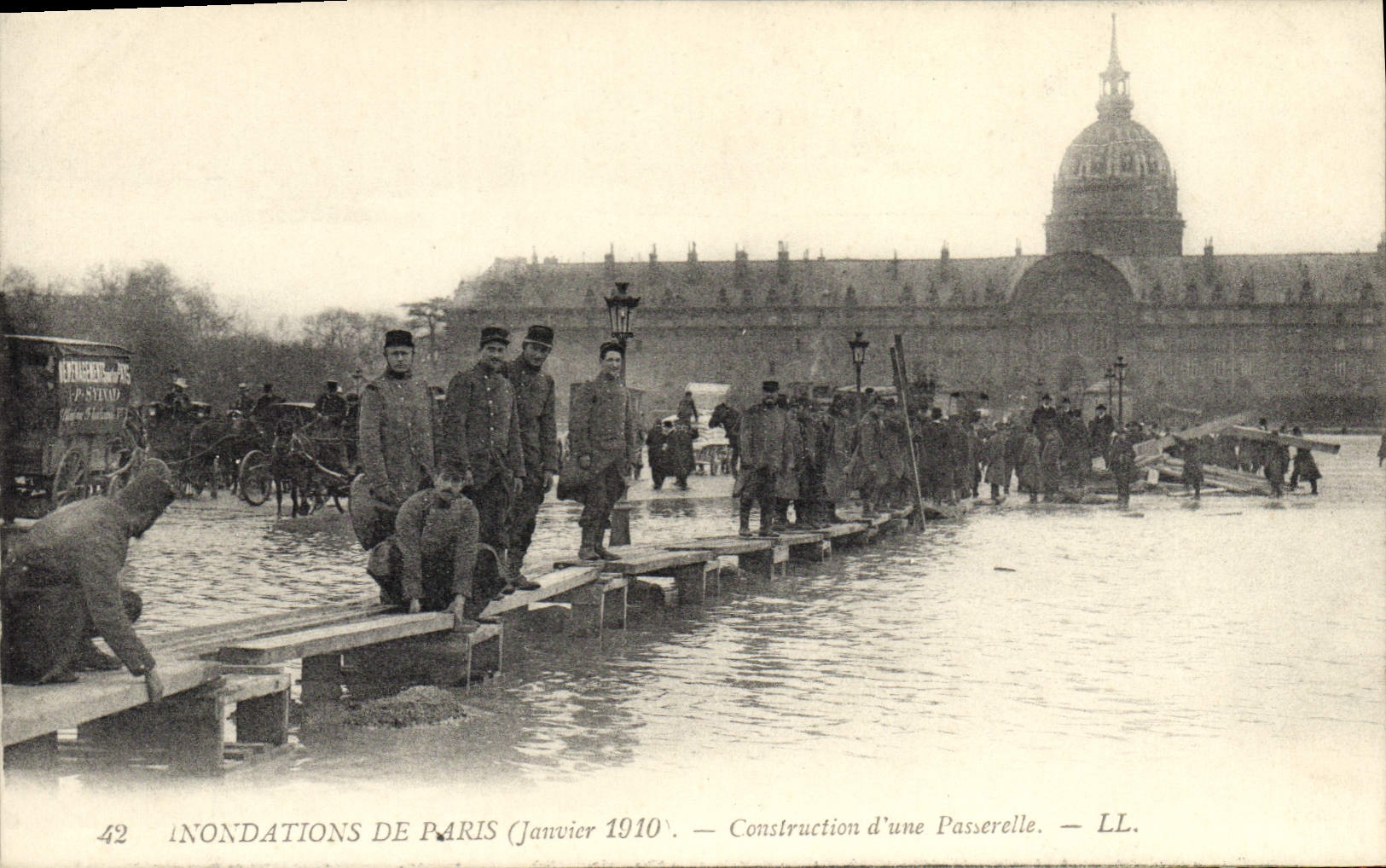 Vintage Postcard Militaria Floods of Paris January 1910 Construction of a footbridge