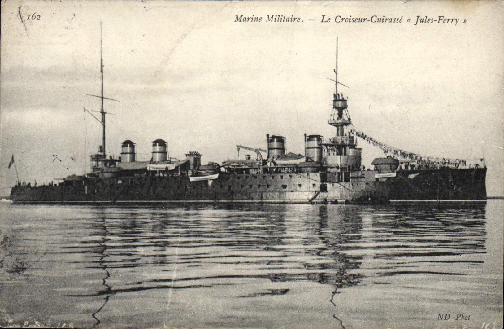 CPA Bateau Le Croiseur Cuirasse Jules Ferry