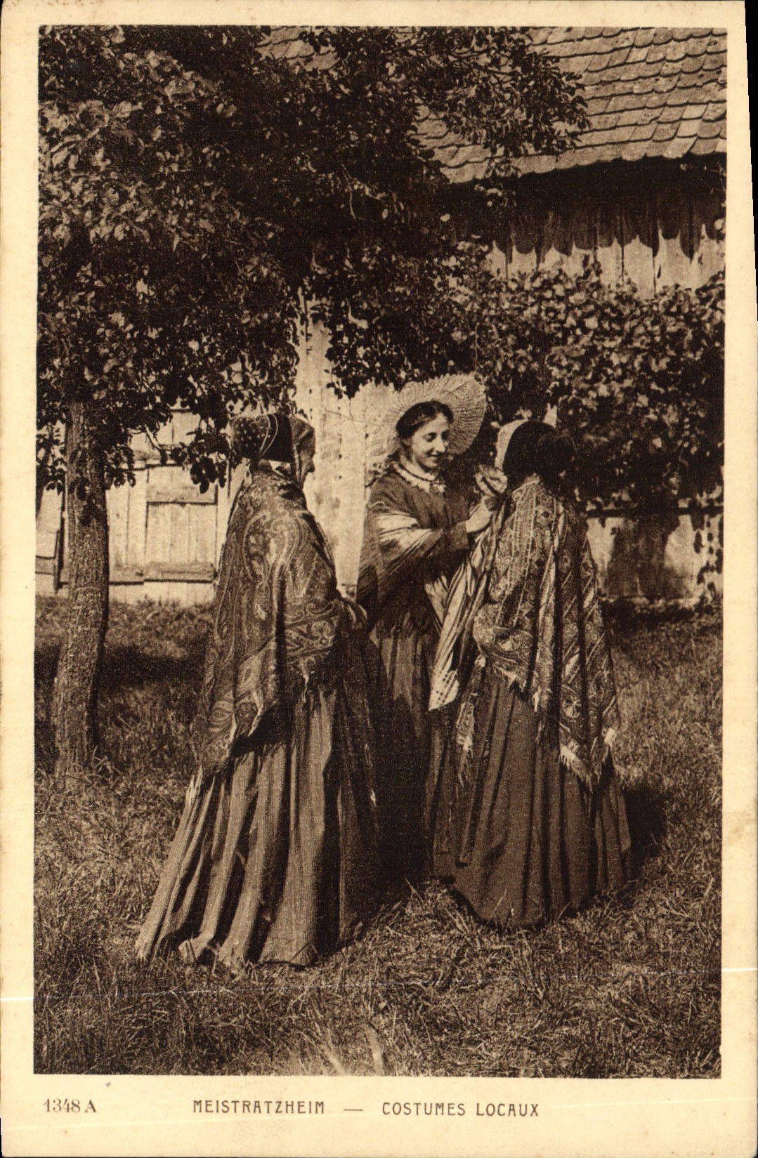 Vintage Postcard Folklore Alsace Meistratzheim local Costumes