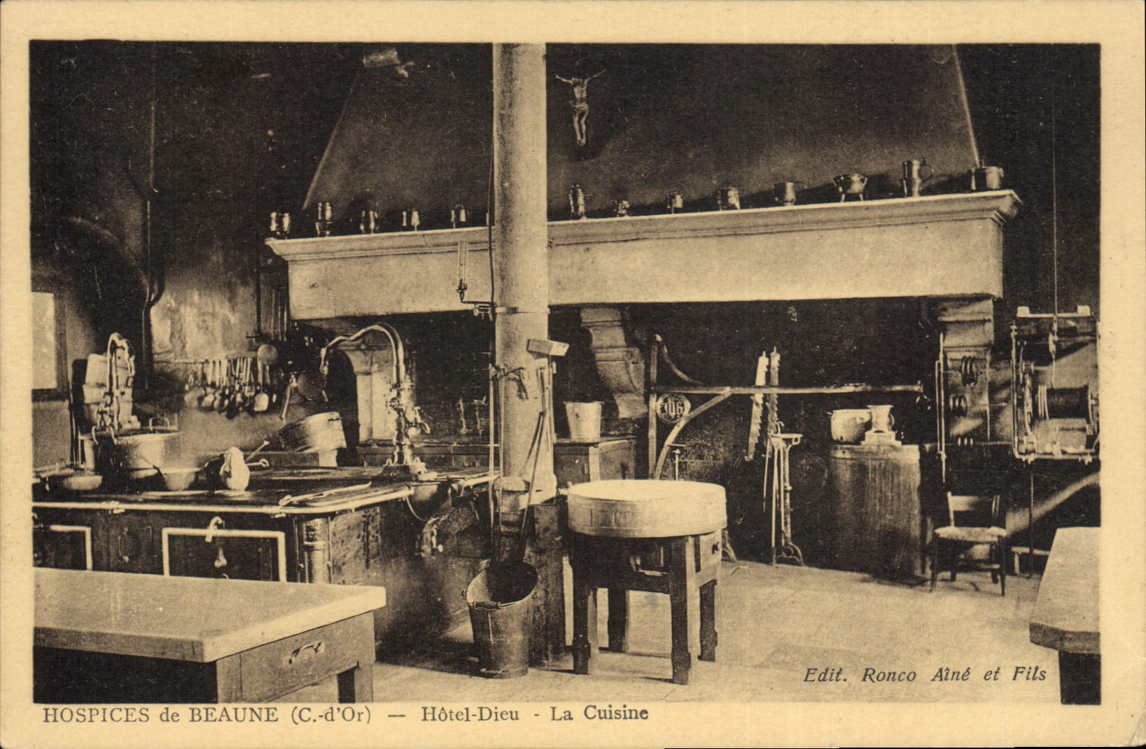 CPA Cuisine Hospices de Beaune Hotel Dieu 