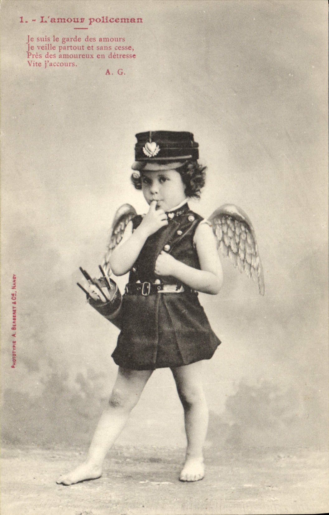 Vintage Postcard Fantaisie Child the love Policeman Organizes Police Angel