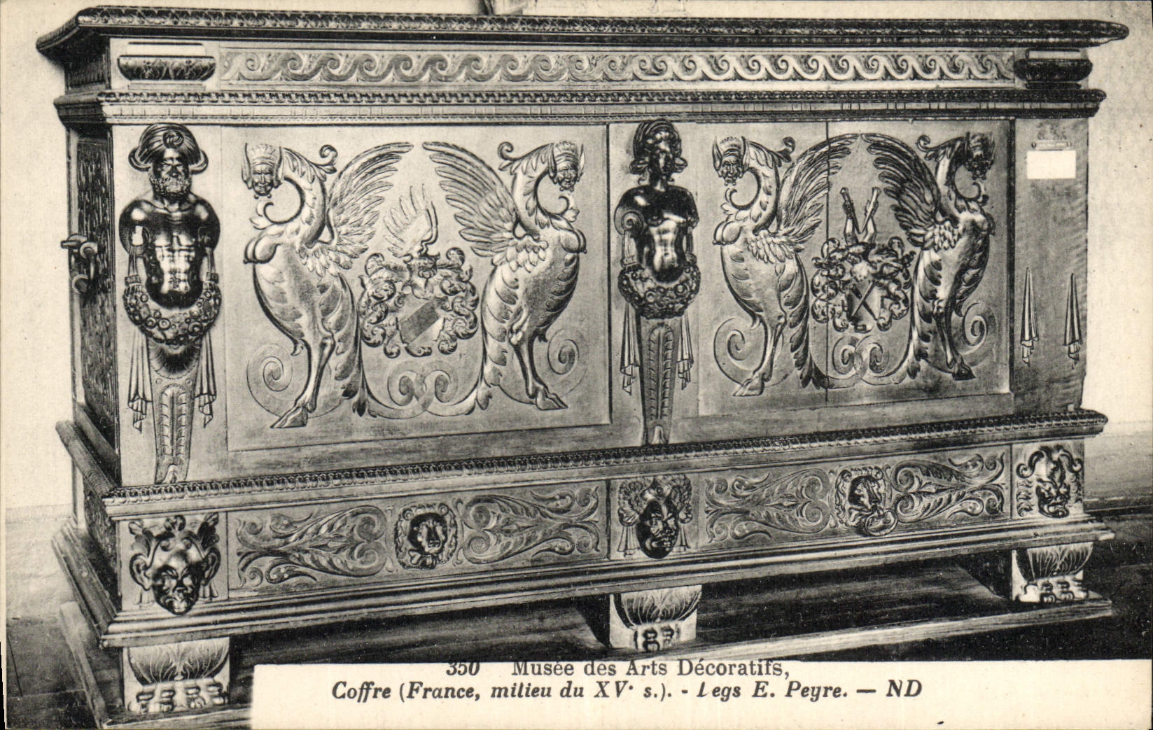 Postal Vagada de las Artes decorativas Maletero Herencias Peyre