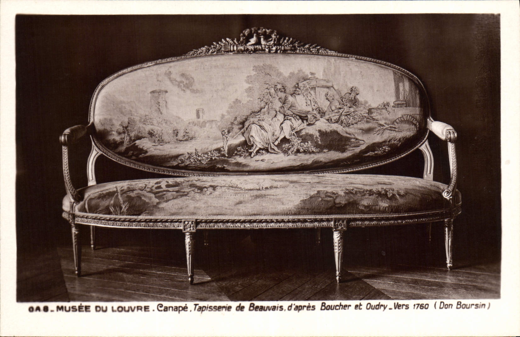 Postal Vagada del Louvre Sofá Tapicería de Beauvais según Tapar y Oudry