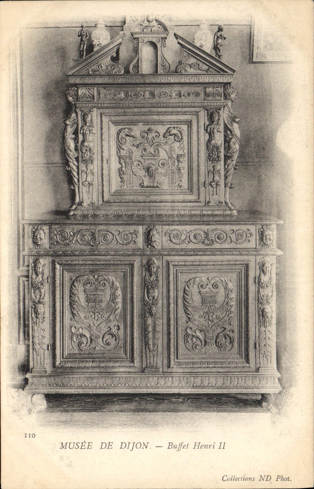 CPA Musee de Dijon Buffet Henri II
