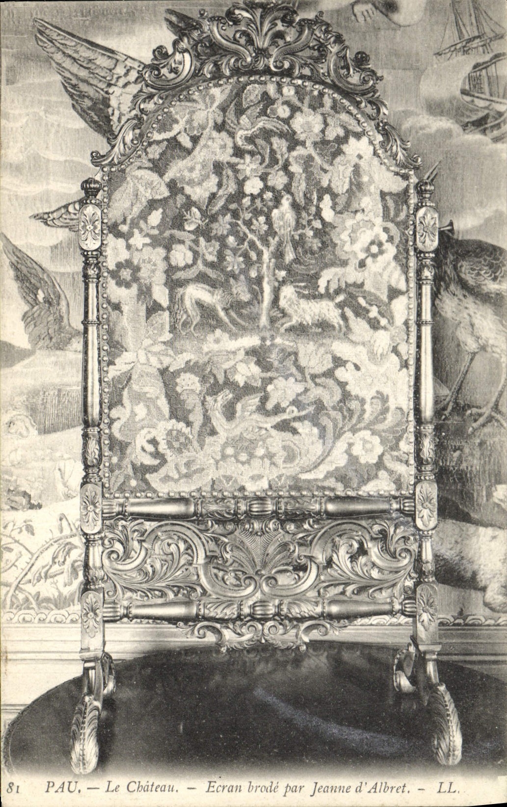 CPA Pau Le chateau Ecran brode par Jeanne d'Albret