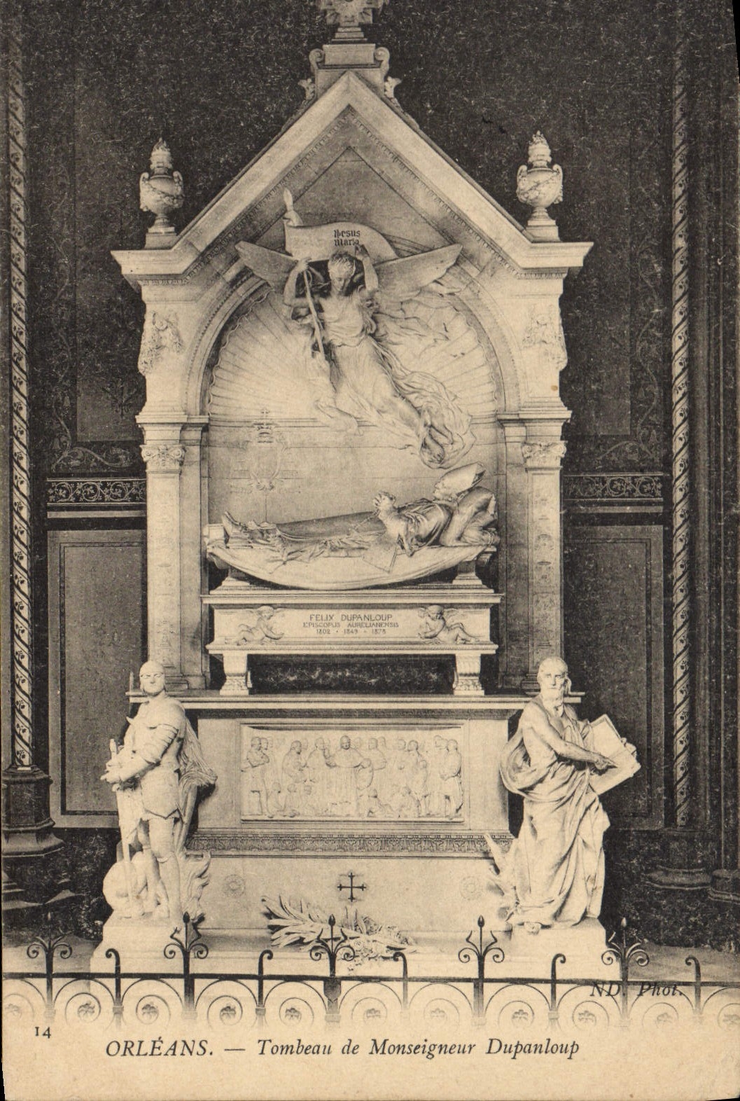 CPA Orleans Tombeau de Monseigneur Dupanloup 