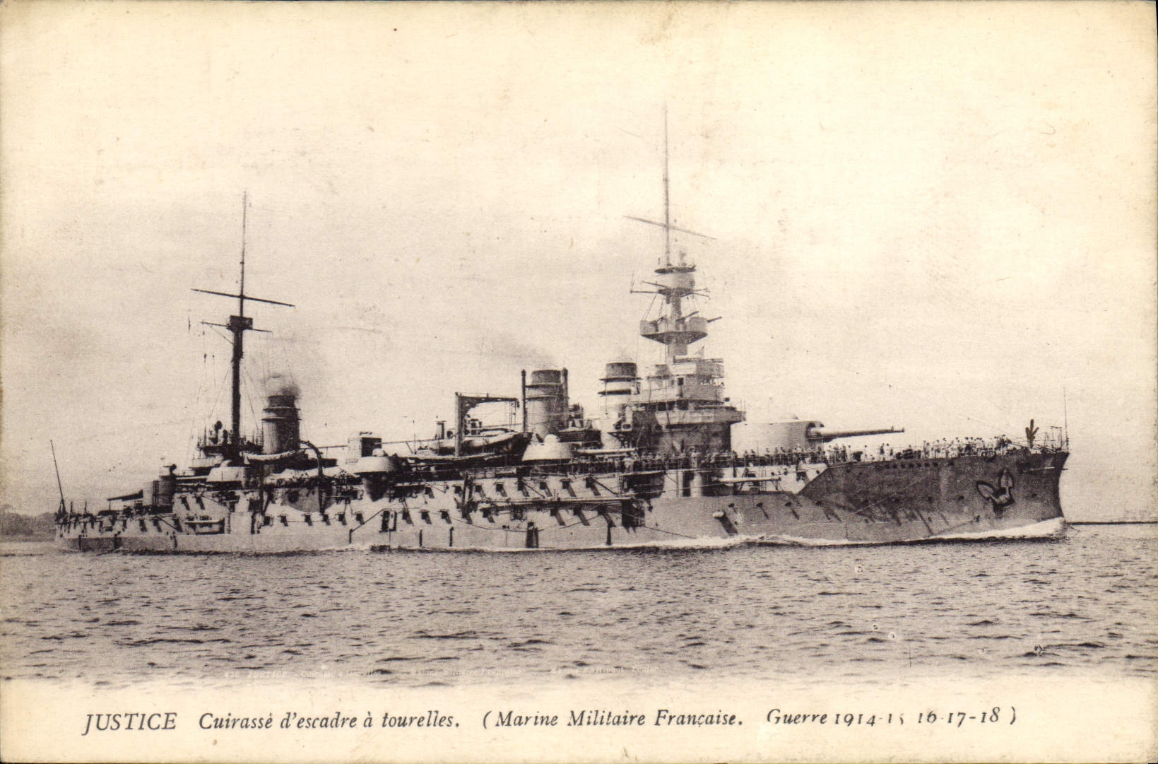Vintage Postcard Bateau Justice Armours squadron has turrets