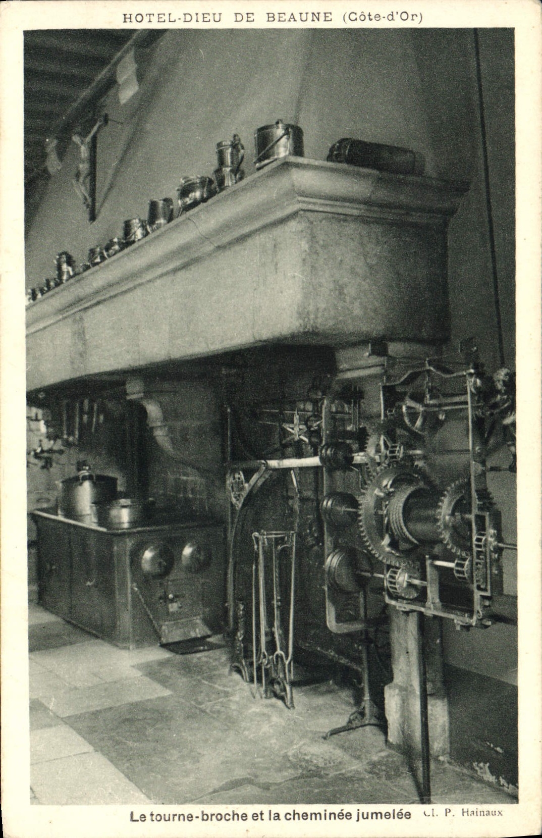 Vintage Postcard Cuisine Hotel God of Beaune turns It pin and the chimney jumelee
