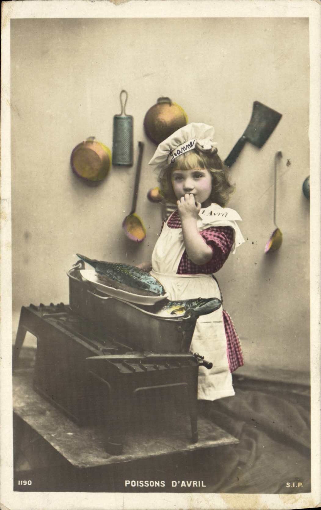 CPA Cuisine Enfant Poissons d'Avril Cuisinier