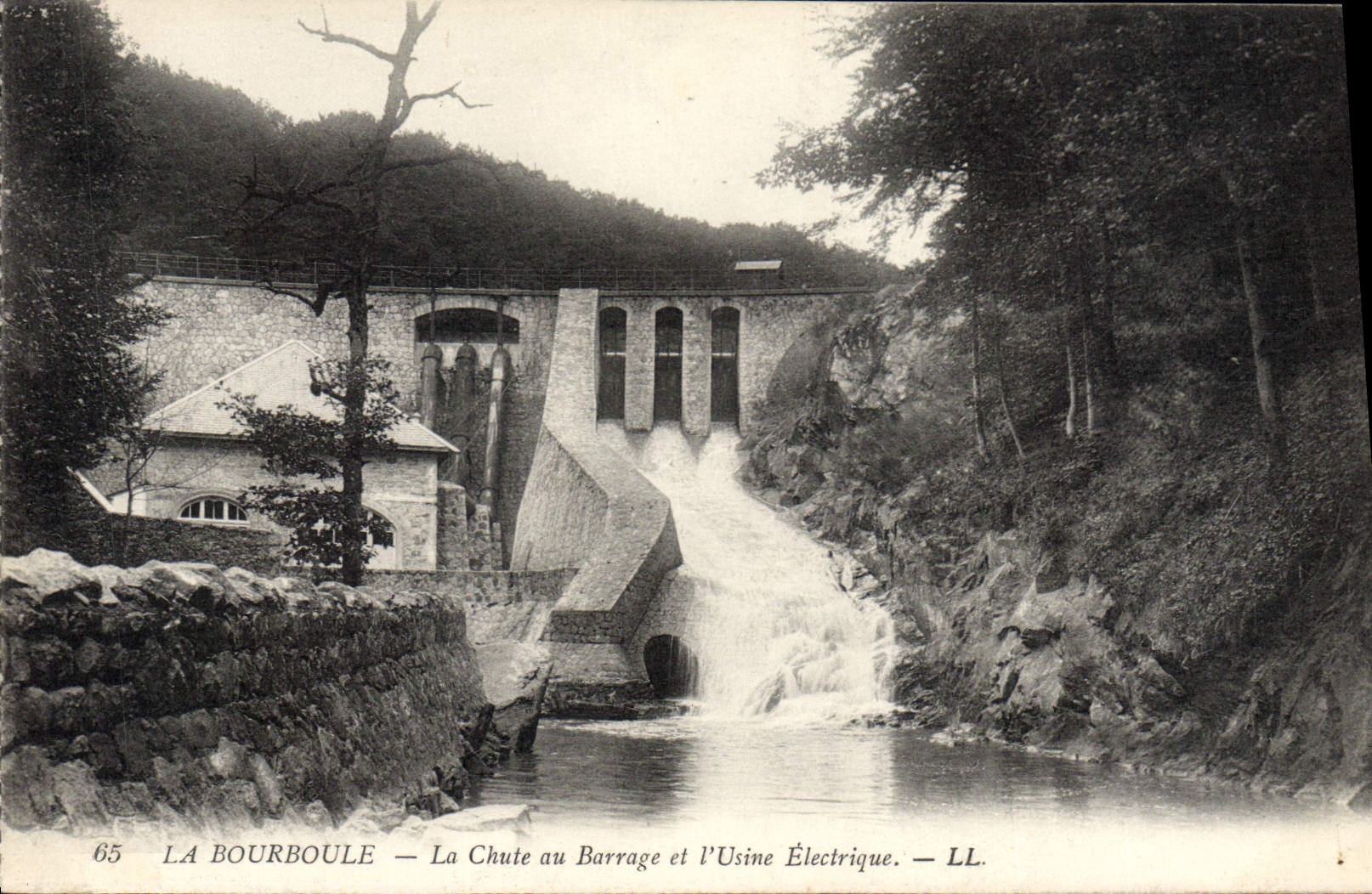 Vintage Postcard Electricity Bourboule the fall with the stopping of the electric factory