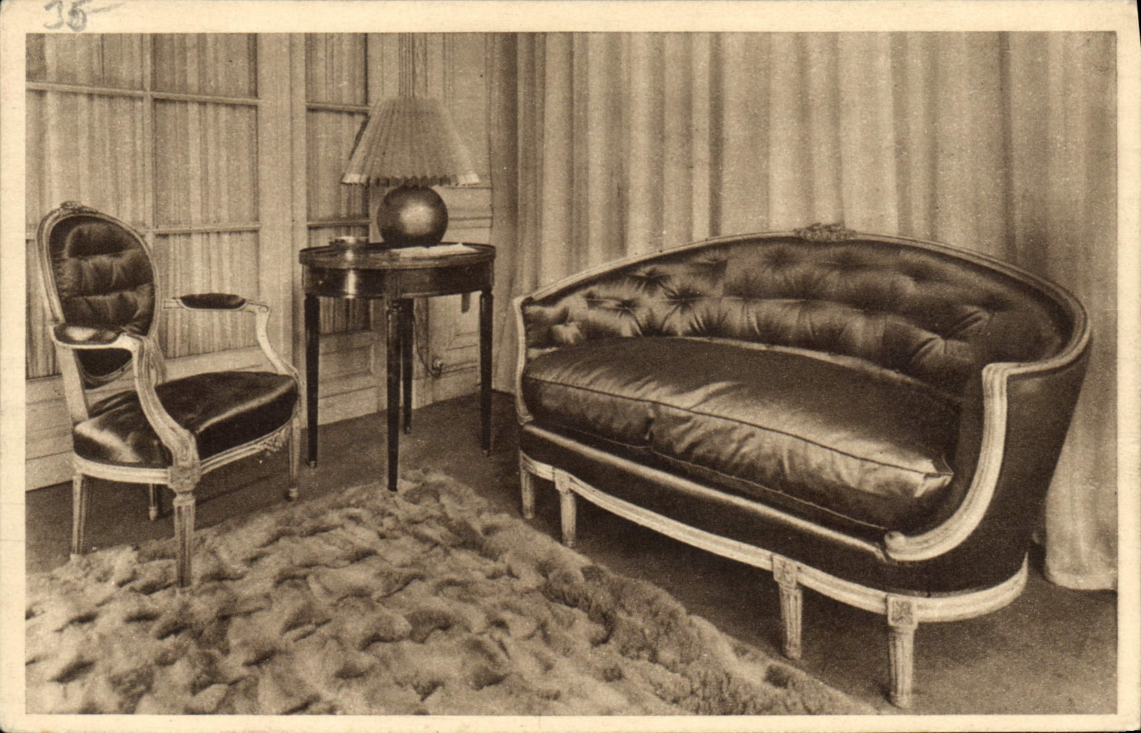 CPA Grands magasins Au Bucheron Rue de Rivoli Paris 4eme