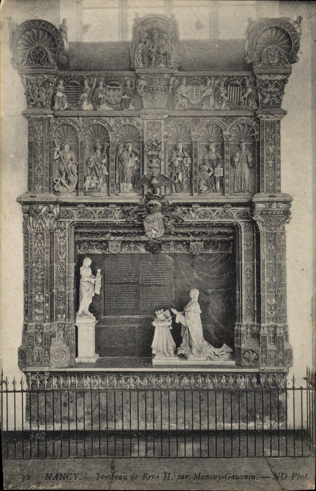 CPA Nancy Tombeau de Rene II par Mansuy Gauvain