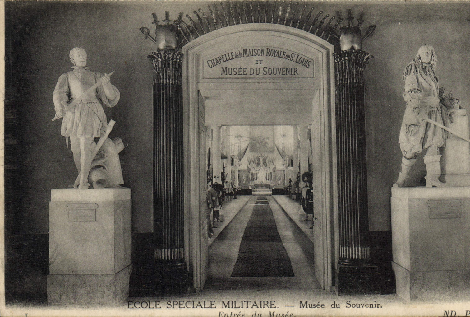 Vintage Postcard Militaria special School military Museum of the memory Entered of the museum