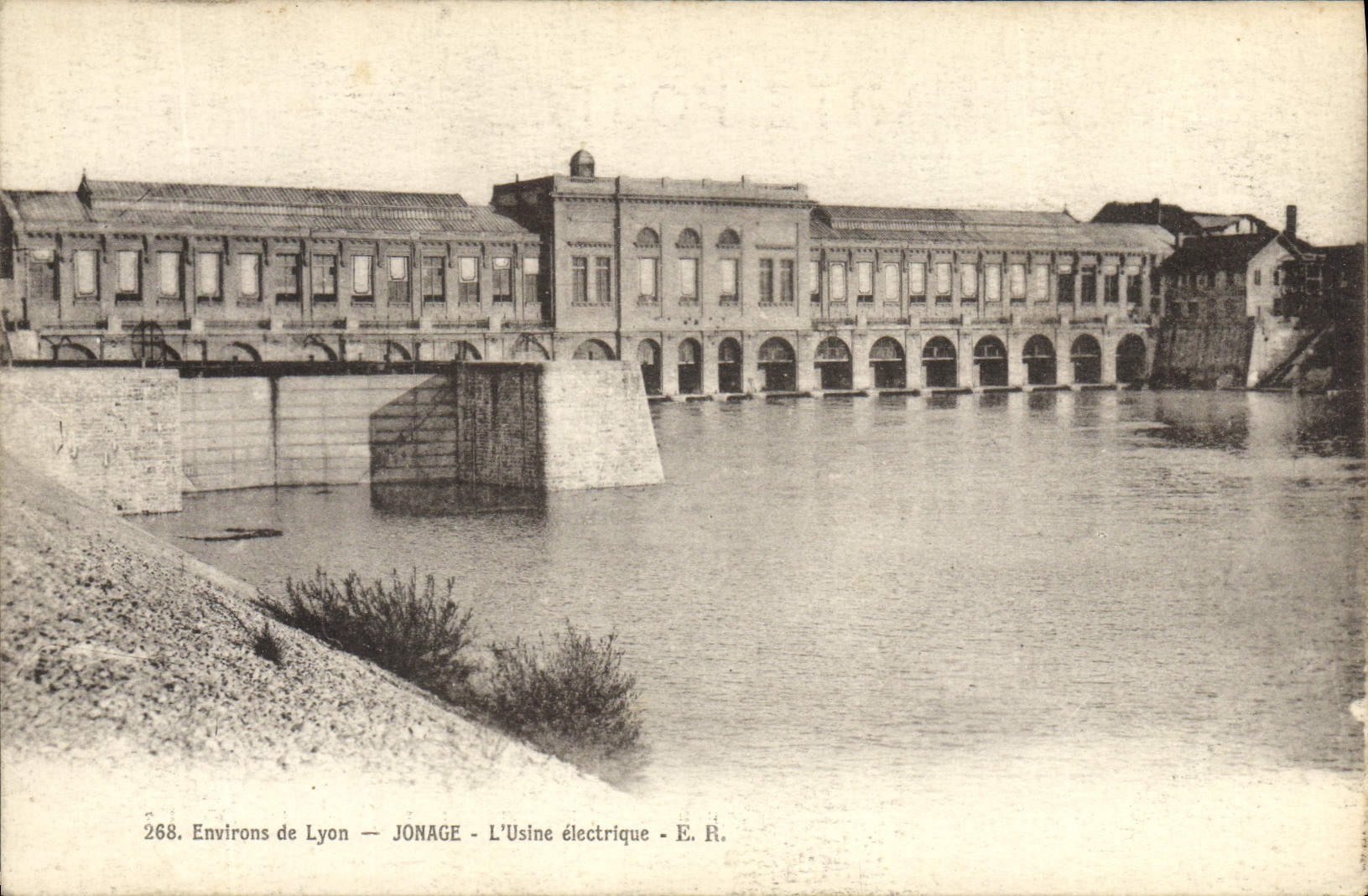 CPA Electricite Environs de Lyon Jonnage Usine electrique
