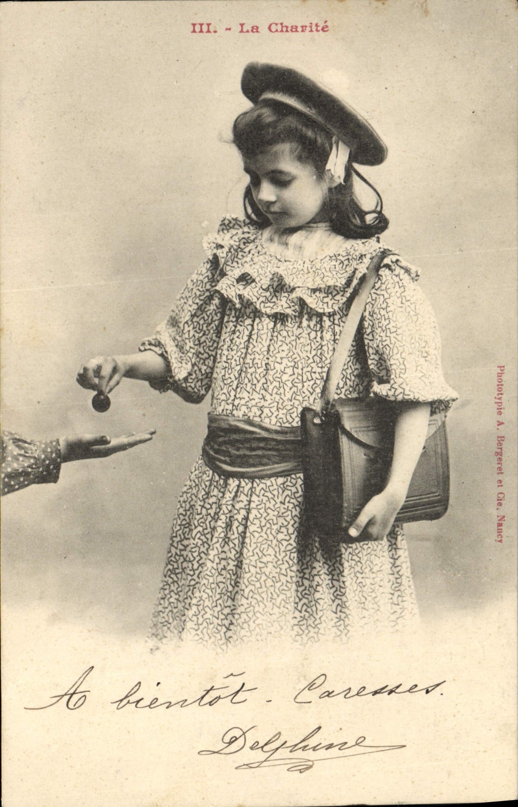 CPA Fantaisie Enfant La charite 