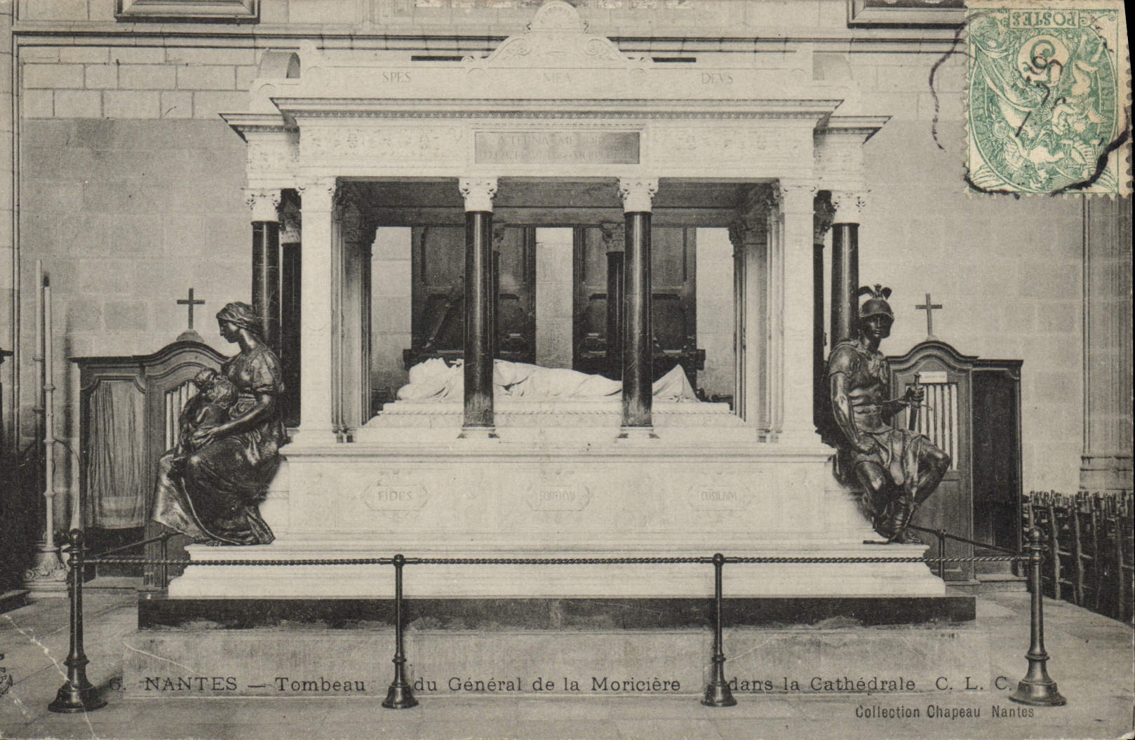CPA Nantes Tombeau du General de la Moriciere