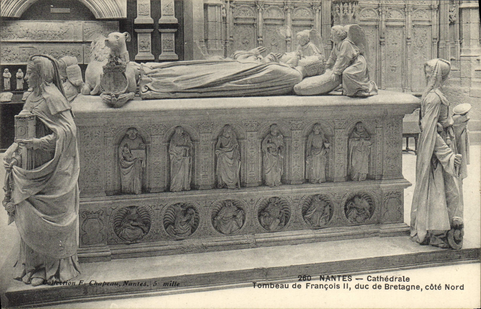 CPA Nantes Cathedrale Tombeau de Francois II duc de Bretagne