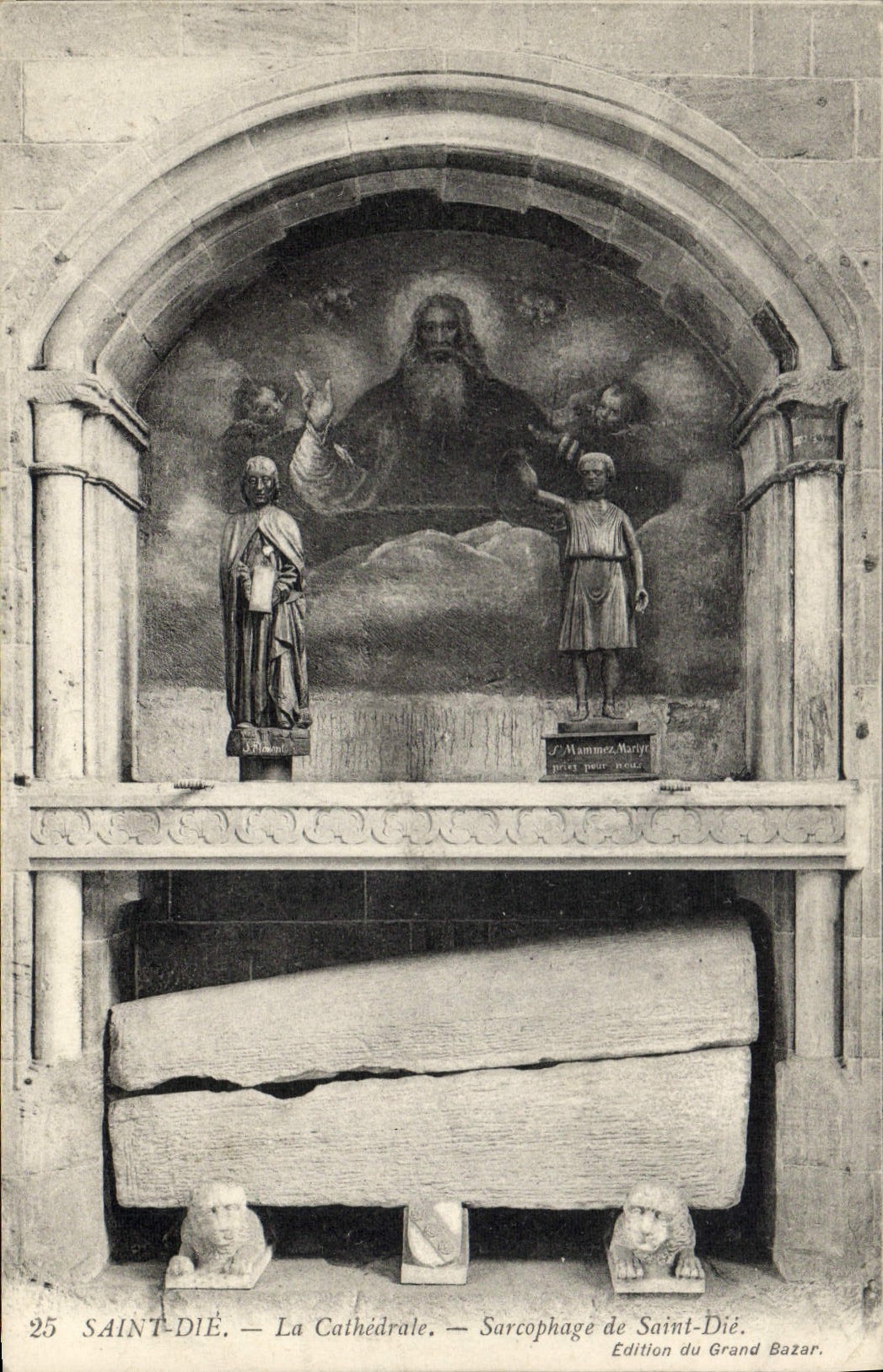 Vintage Postcard Die Saint the cathedral Sarcophaege de Saint Die Lion