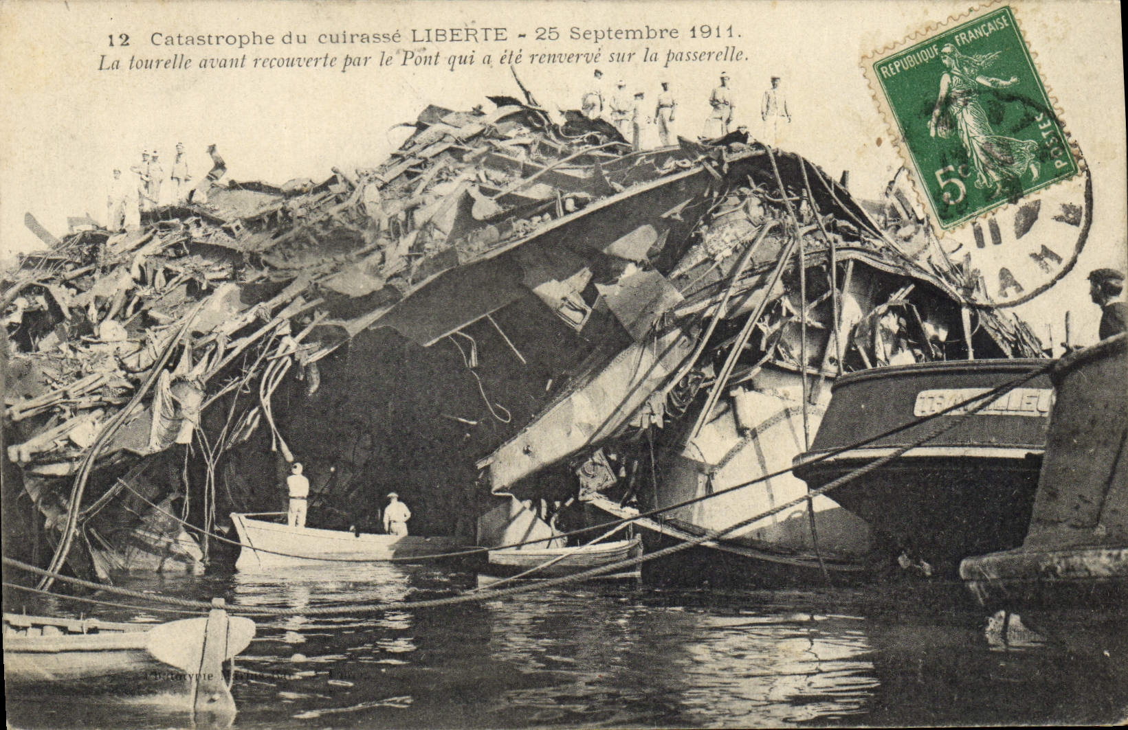Vintage Postcard Bateau Catastrophe of Freedom the turret before covered by the bridge which was reverses on the footbridge
