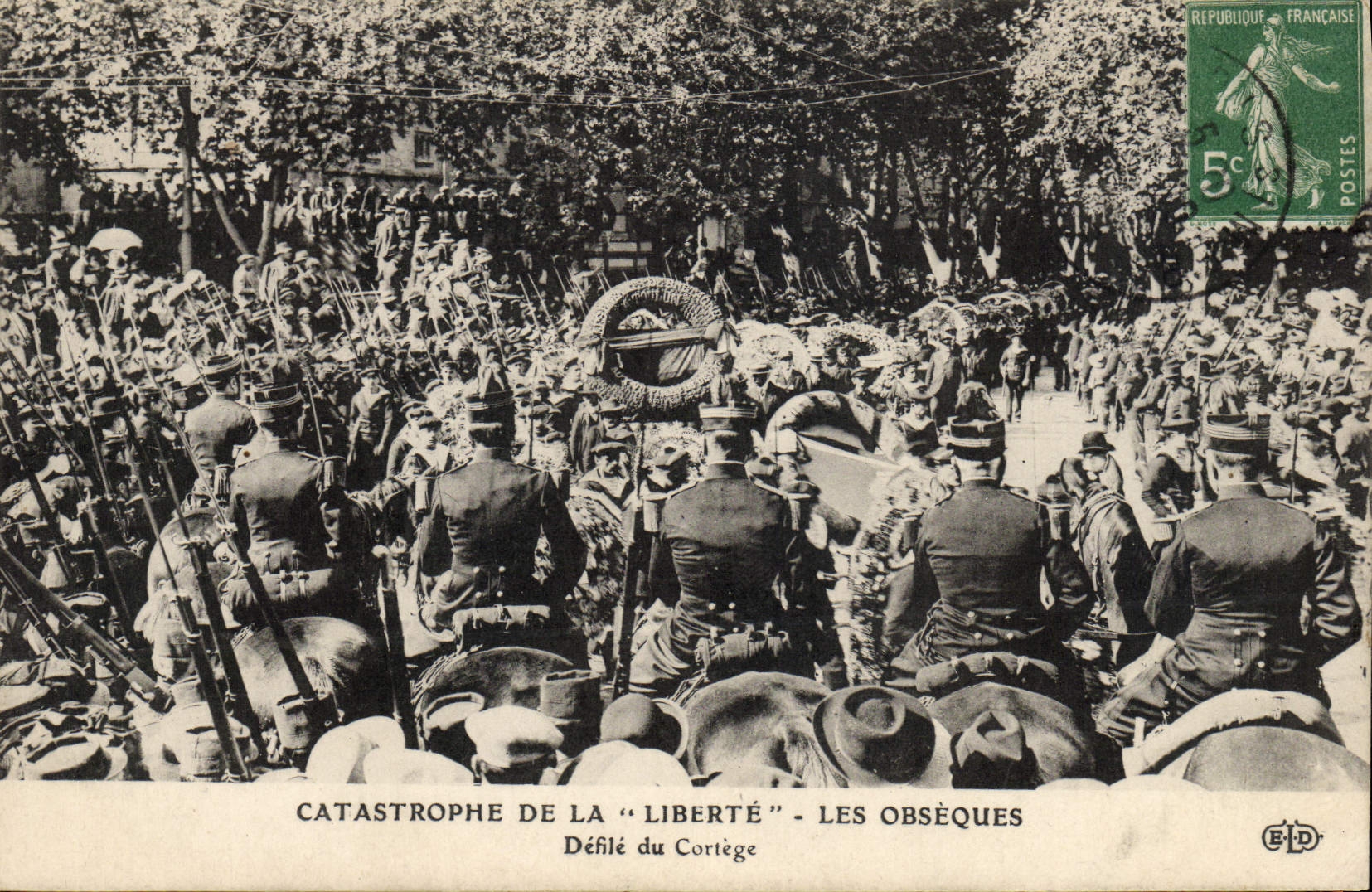 Vintage Postcard Boat Catastrophe of Freedom Ravelled funerals of the procession