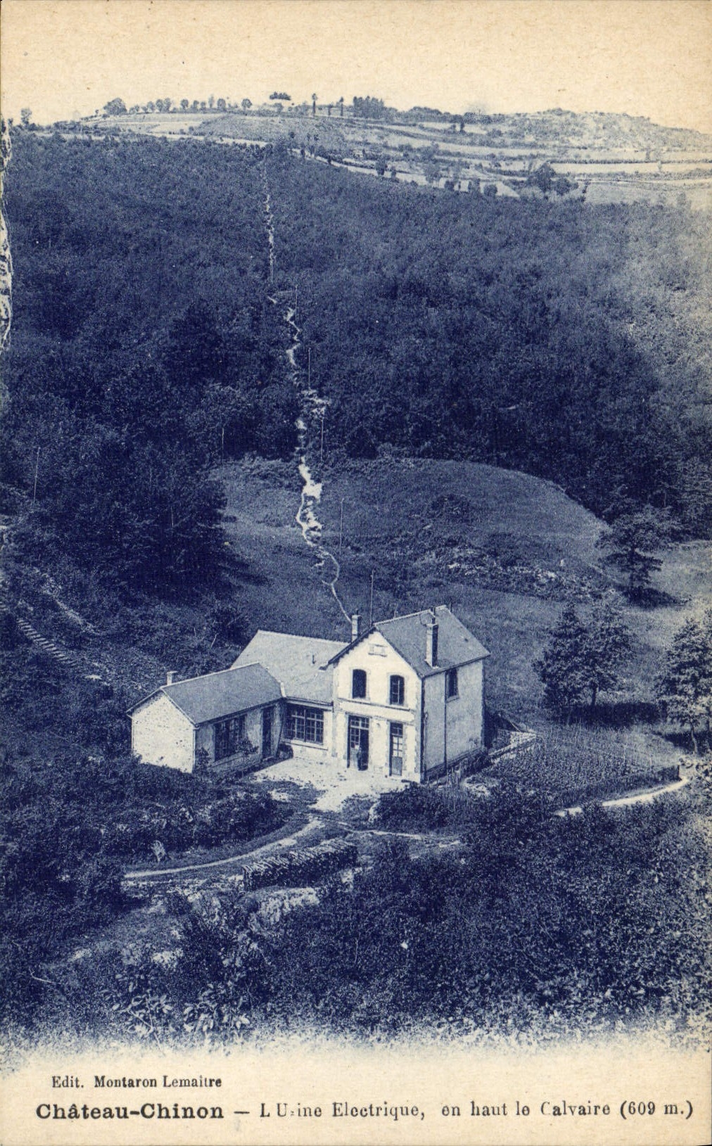 CPA Electricite Chateau Chinon L'usine electrique en haut le calvaire