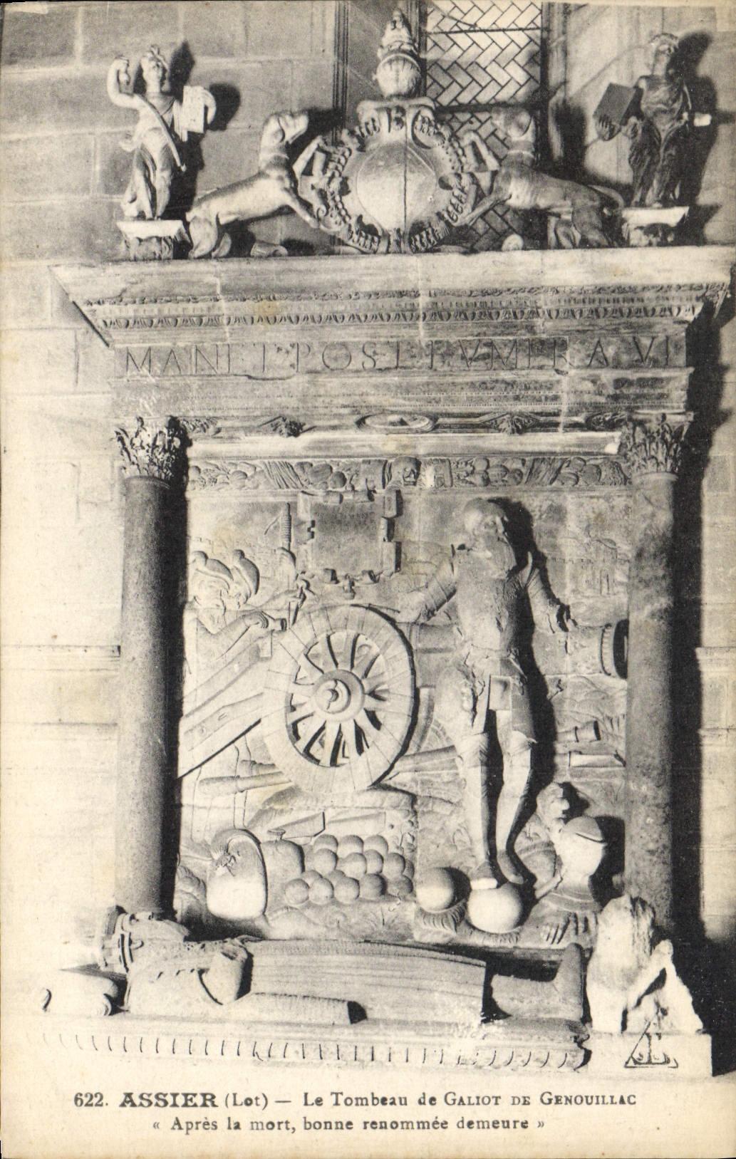 CPA Assier Le tombeau de Galiot de Genouillac 