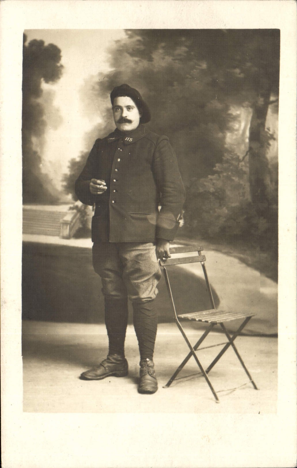 CHART PHOTO Militaria Alpine hunters (n°115 on the collar)