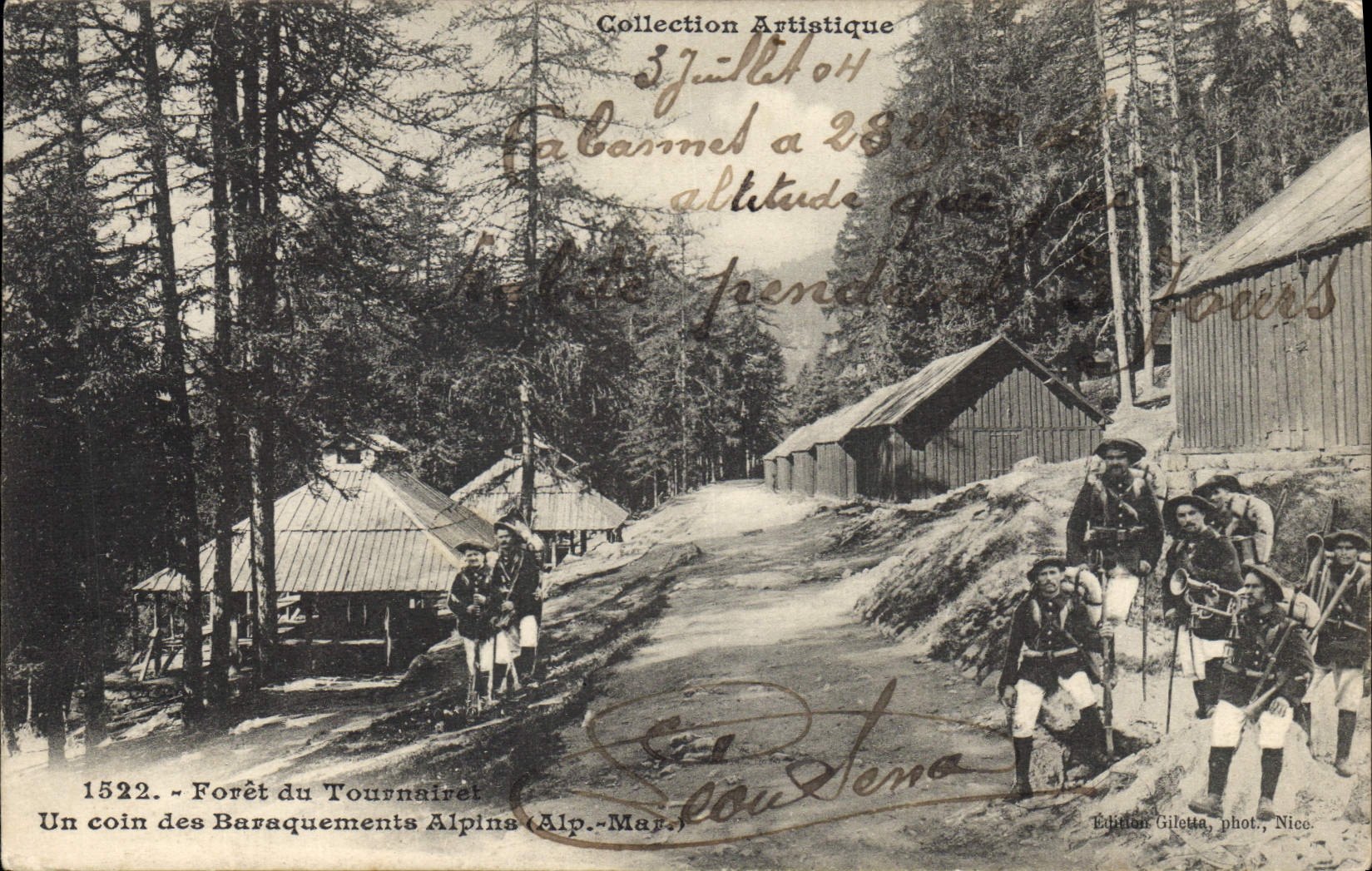 CPA Militaria Chasseurs alpins Foret du Tournairet Un coin des baraquements Alpins