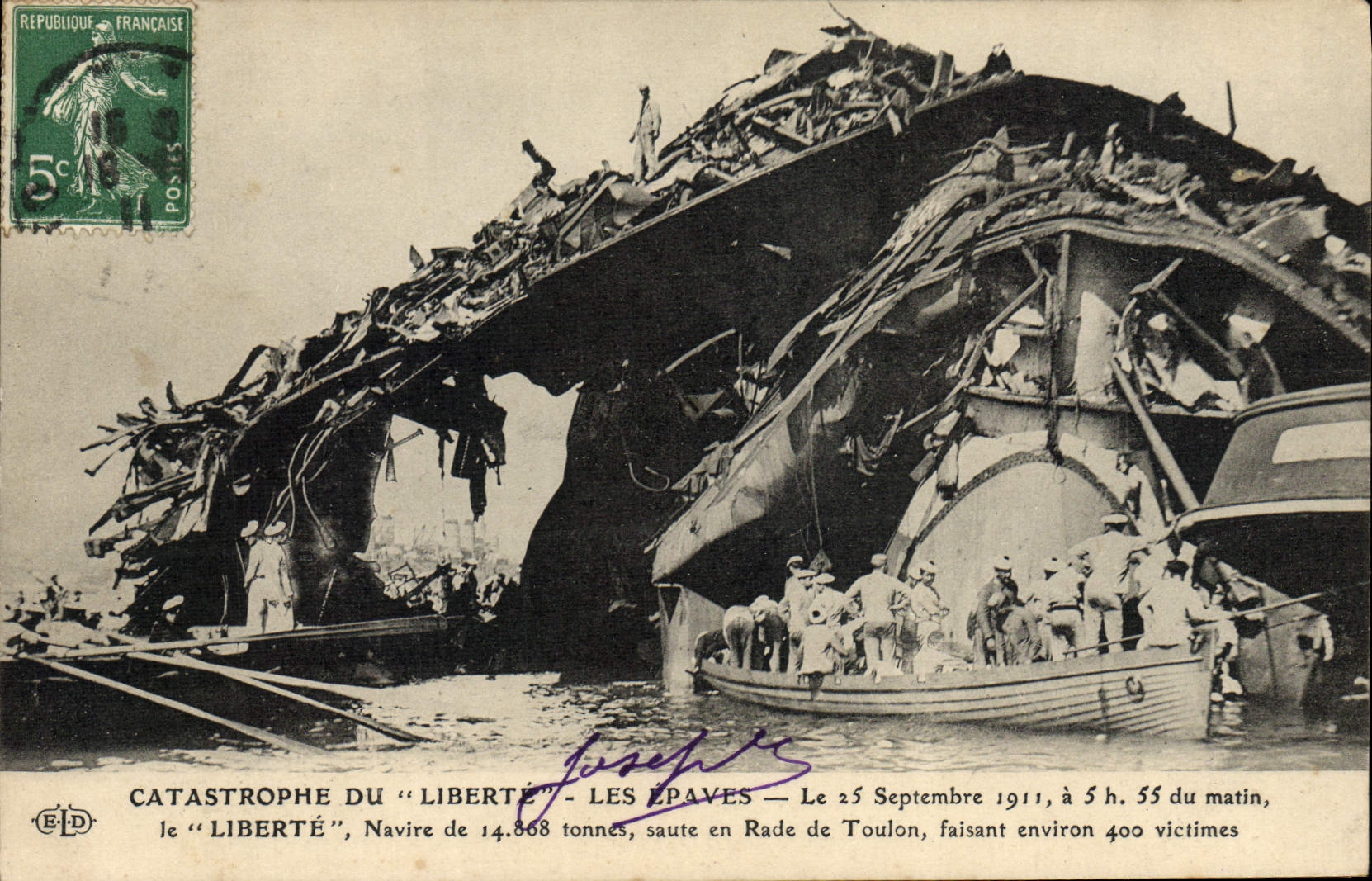 CPA Bateau Catastrophe du Liberte Les epaves 