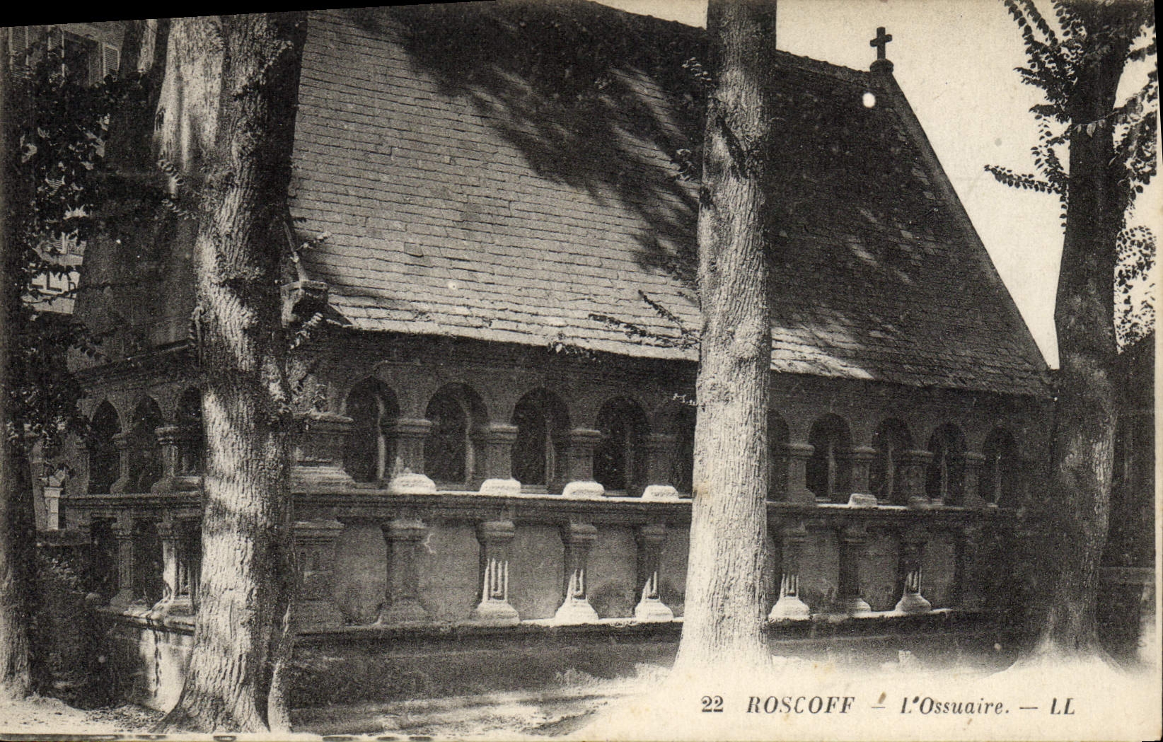 Vintage Postcard Roscoff the ossuary