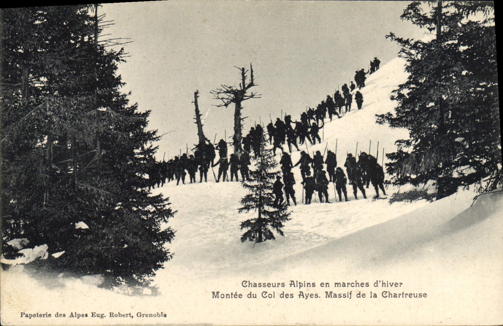 CPA Militaria Chasseurs Alpins en marches d'hiver Montee du Col des Ayes Massif de la Chartreuse