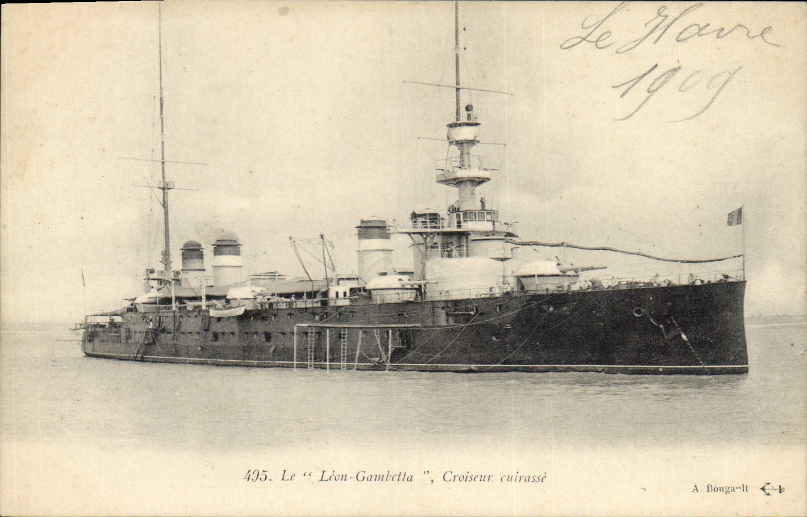 CPA Bateau Le Leon Gambetta Croiseur Cuirasse