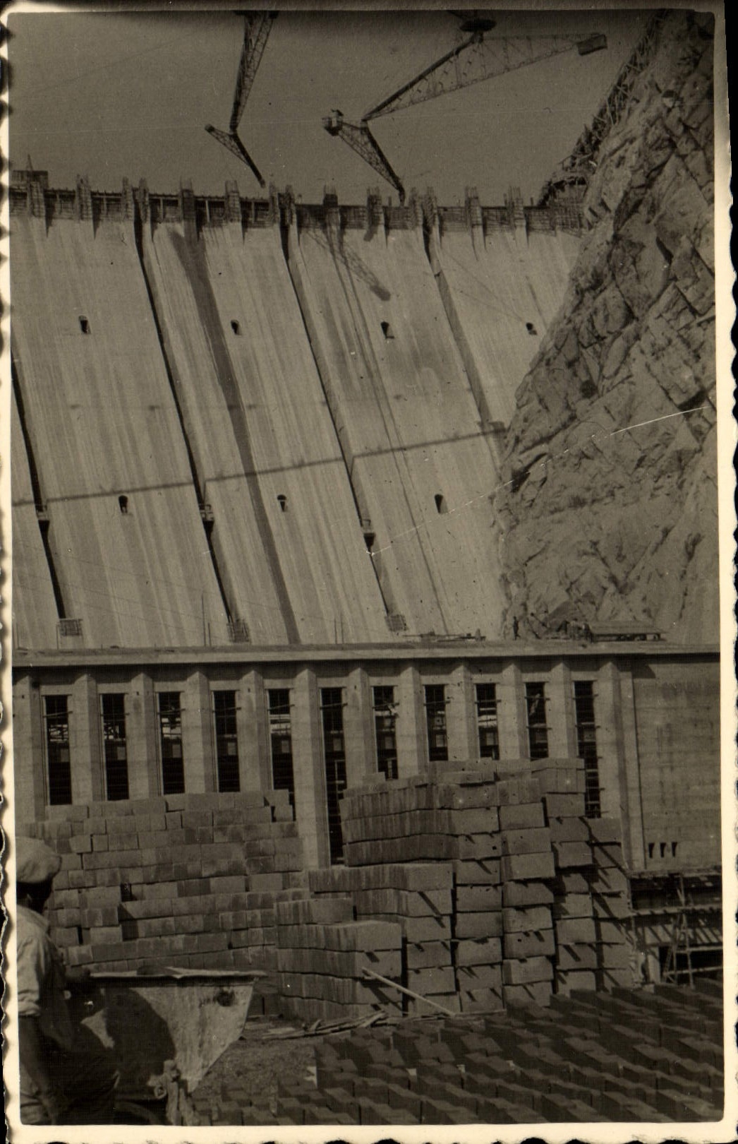 Modern Postcard Electricity Stopping