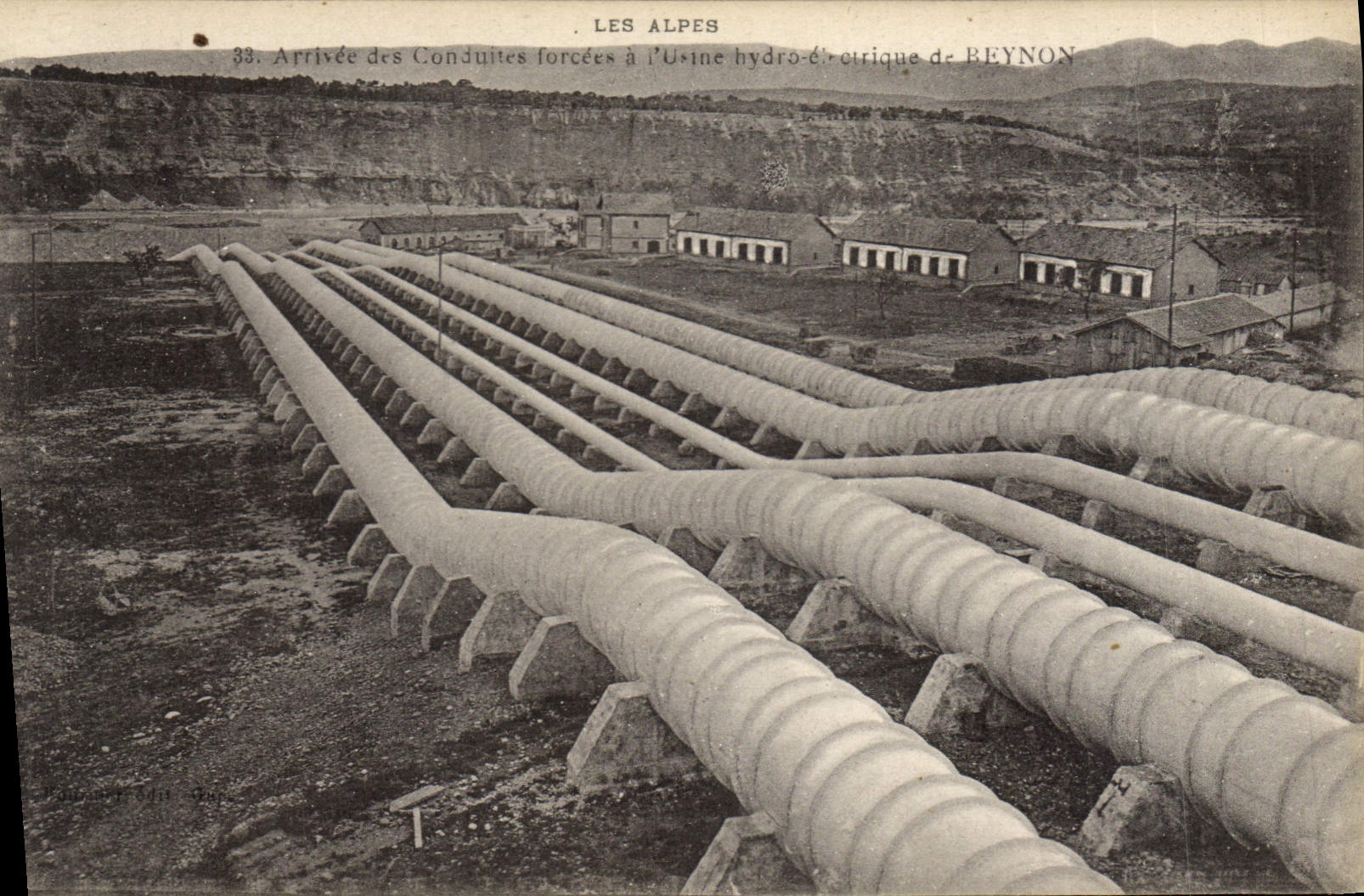 Postal Electricidad Llegada de las conductas forzadas a la fábrica hidráulica eléctrica de Beynon