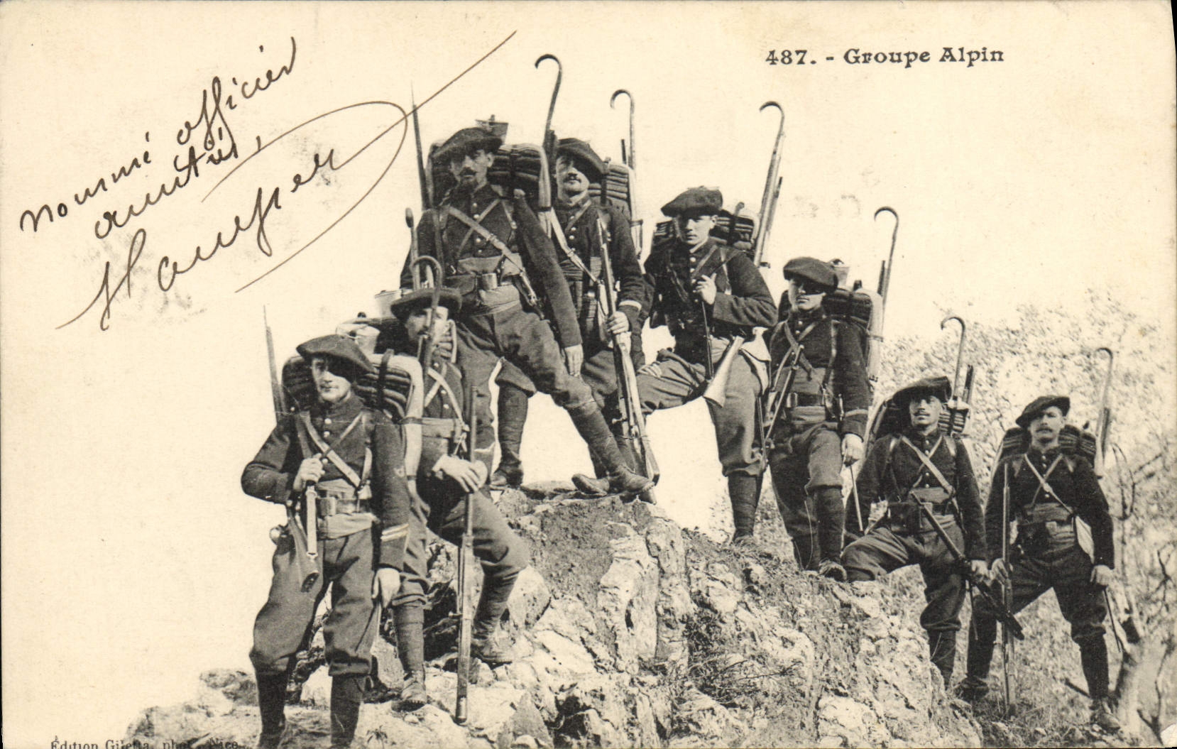 CPA Militaria Chasseurs Alpins Groupe alpin