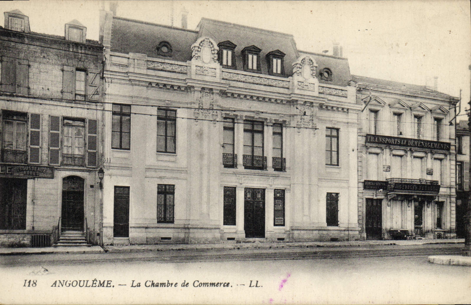 Vintage Postcard Angouleme Chamber of commerce