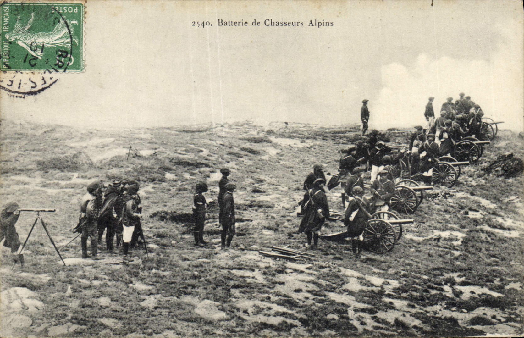 CPA Militaria Chasseurs Alpins Batterie de chasseurs Alpins