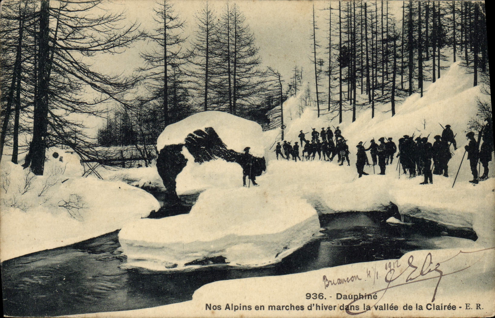 CPA Militaria Chasseurs Alpins Dauphine Nos Alpins en marches d'hiver dans la vallee de la Clairee