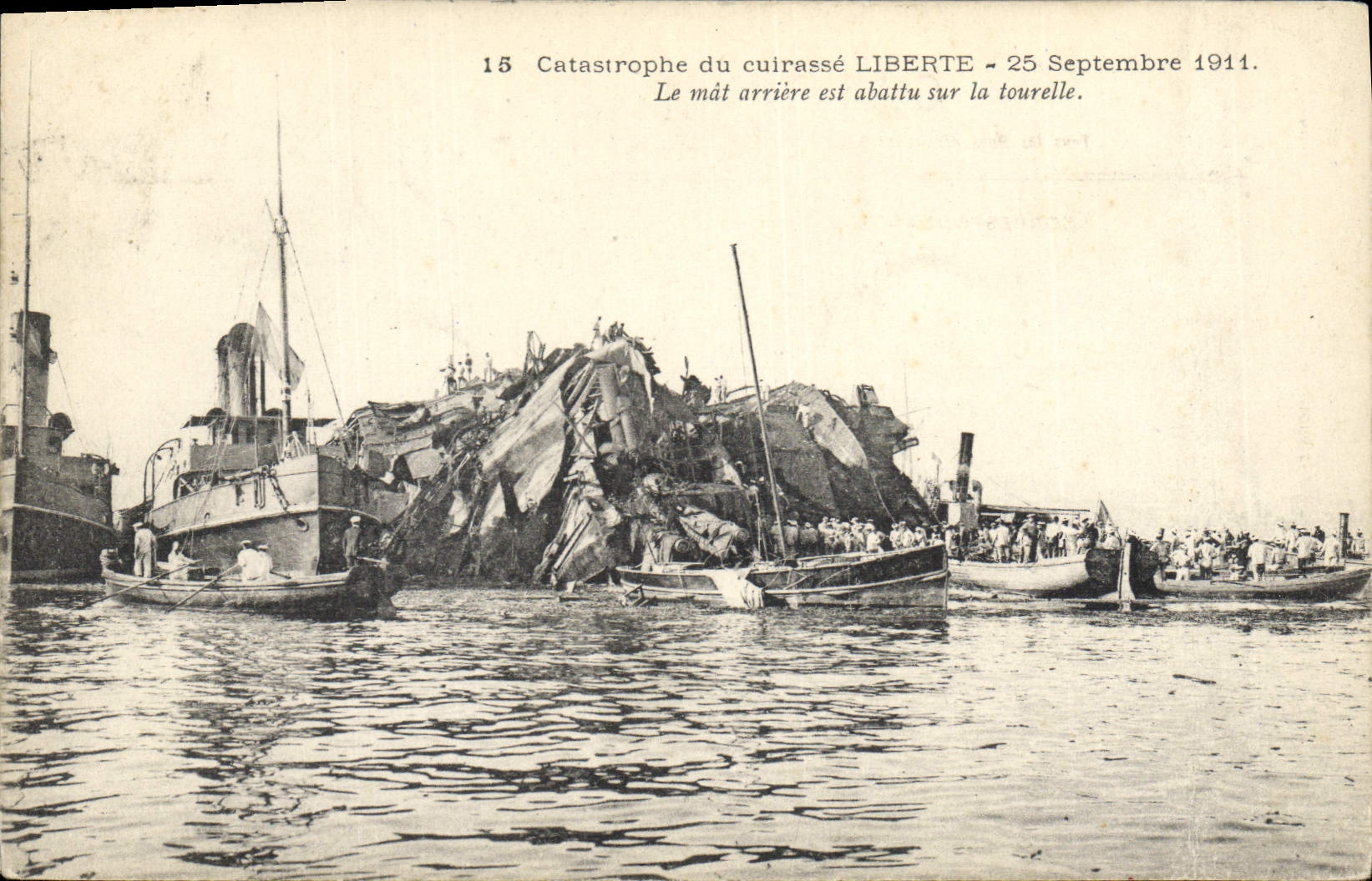 Vintage Postcard Bateau Catastrophe of the Liberte armor the late chechmate is cut down on the turret