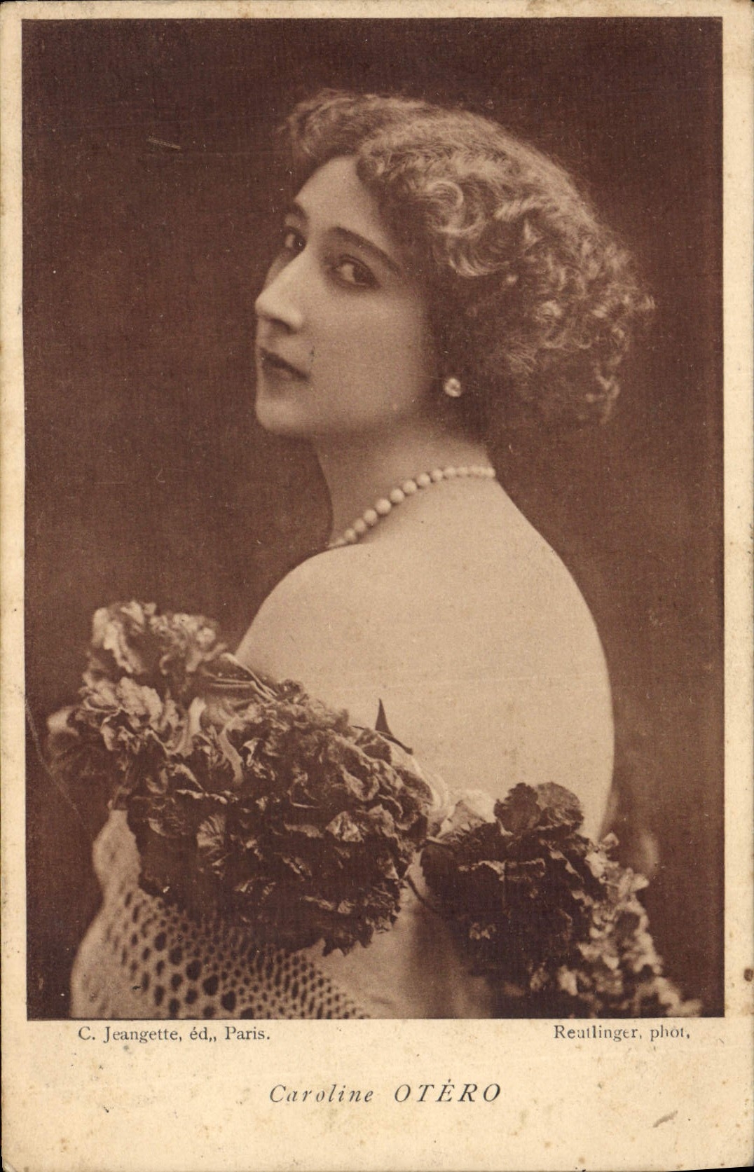 CPA Fantaisie Theatre Femme Caroline Otero 