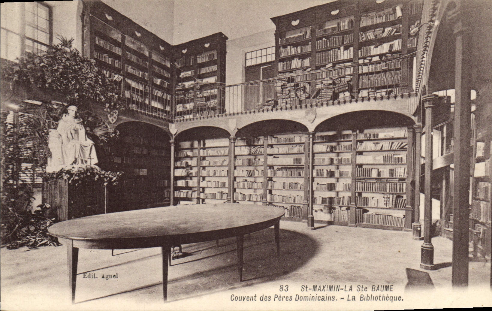 CPA St Maximin La Ste Baume Couvent des Peres Dominicains La Bibliotheque