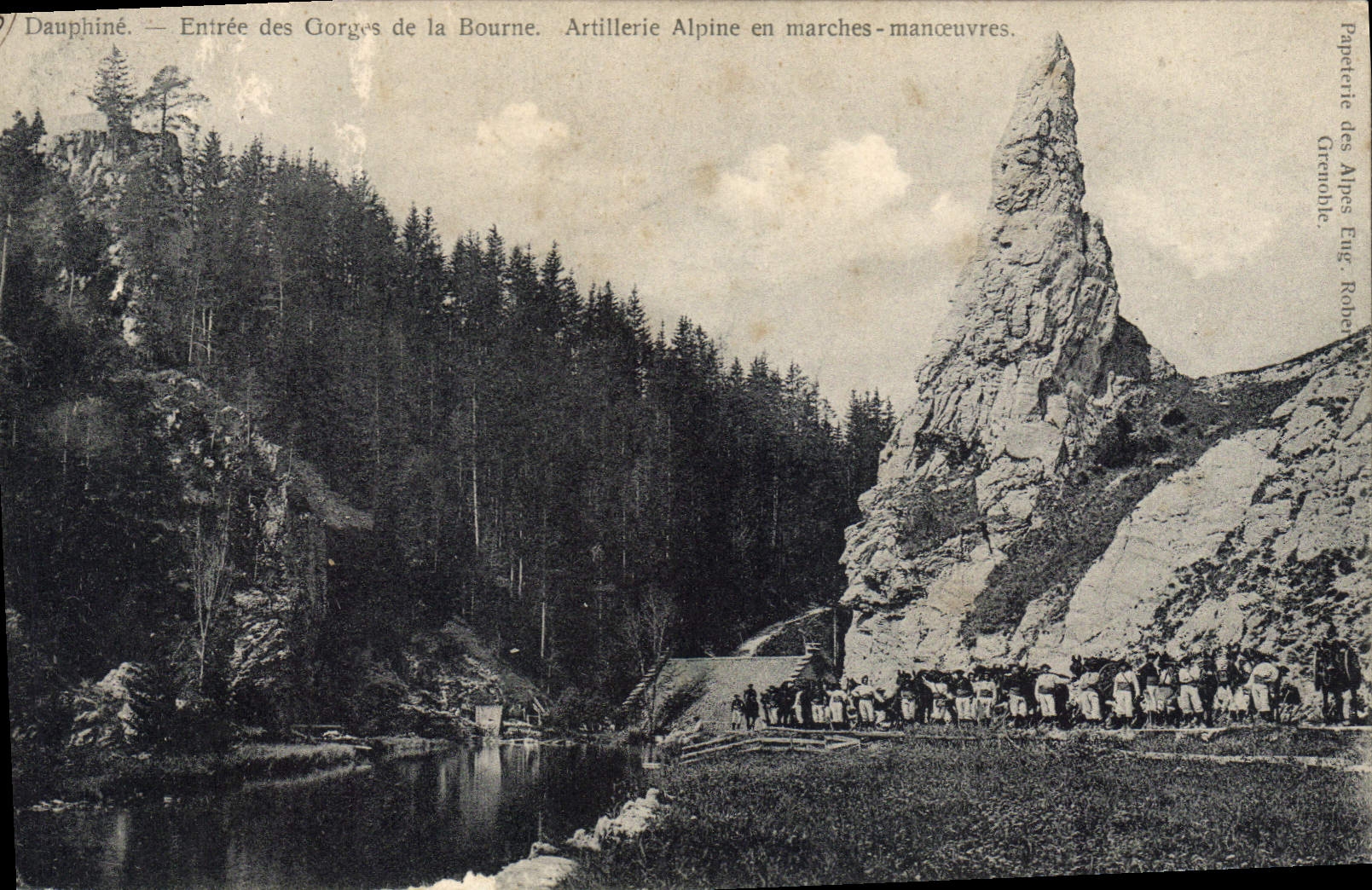 CPA Militaria Chasseurs alpins Dauphine Entree des Gorges de la Bourne Artillerie alpine en marches manoeuvres 
